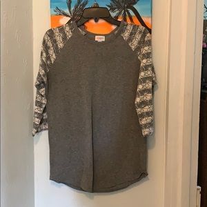 Medium. Heather Gray LuLaRoe Randy